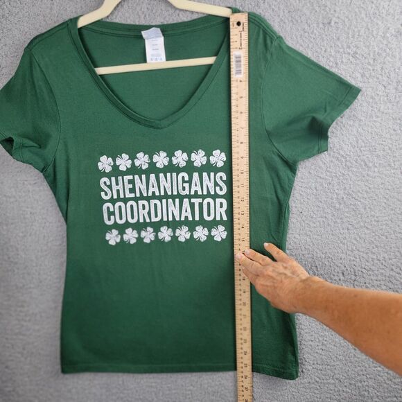 T-shirt Tee Womens M Green Cotton VNeck Irish Shamrock St Patricks Graphic Print - Picture 6 of 7